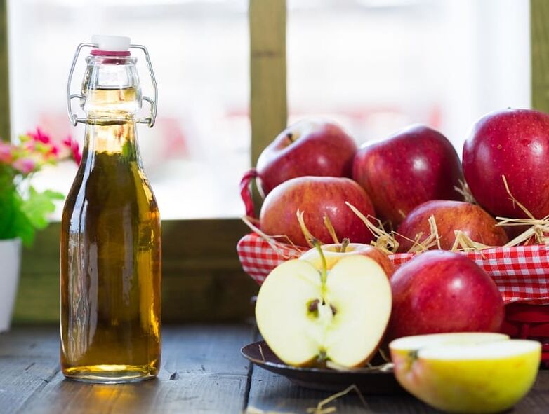 Apple cider vinegar is extremely effective in the treatment of varicose veins of the legs.